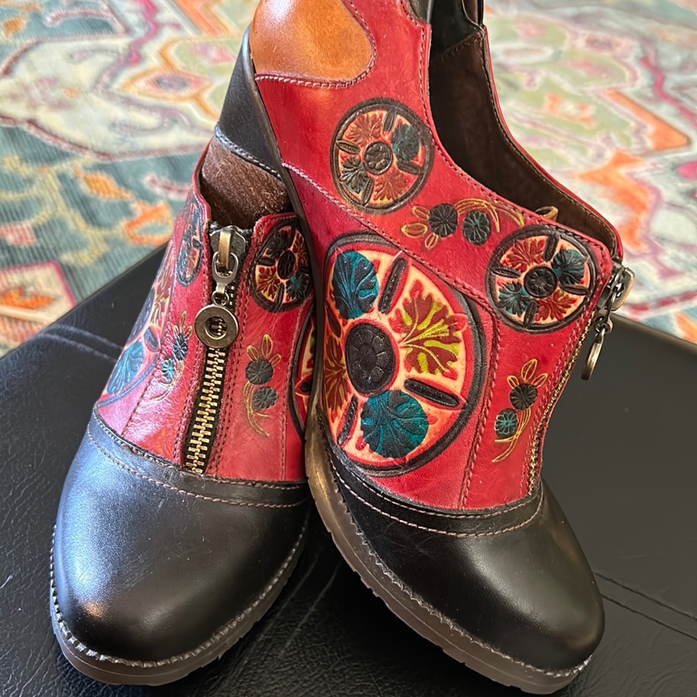 Spring Step L’Artiste  Leather Shootie! Ladies 37